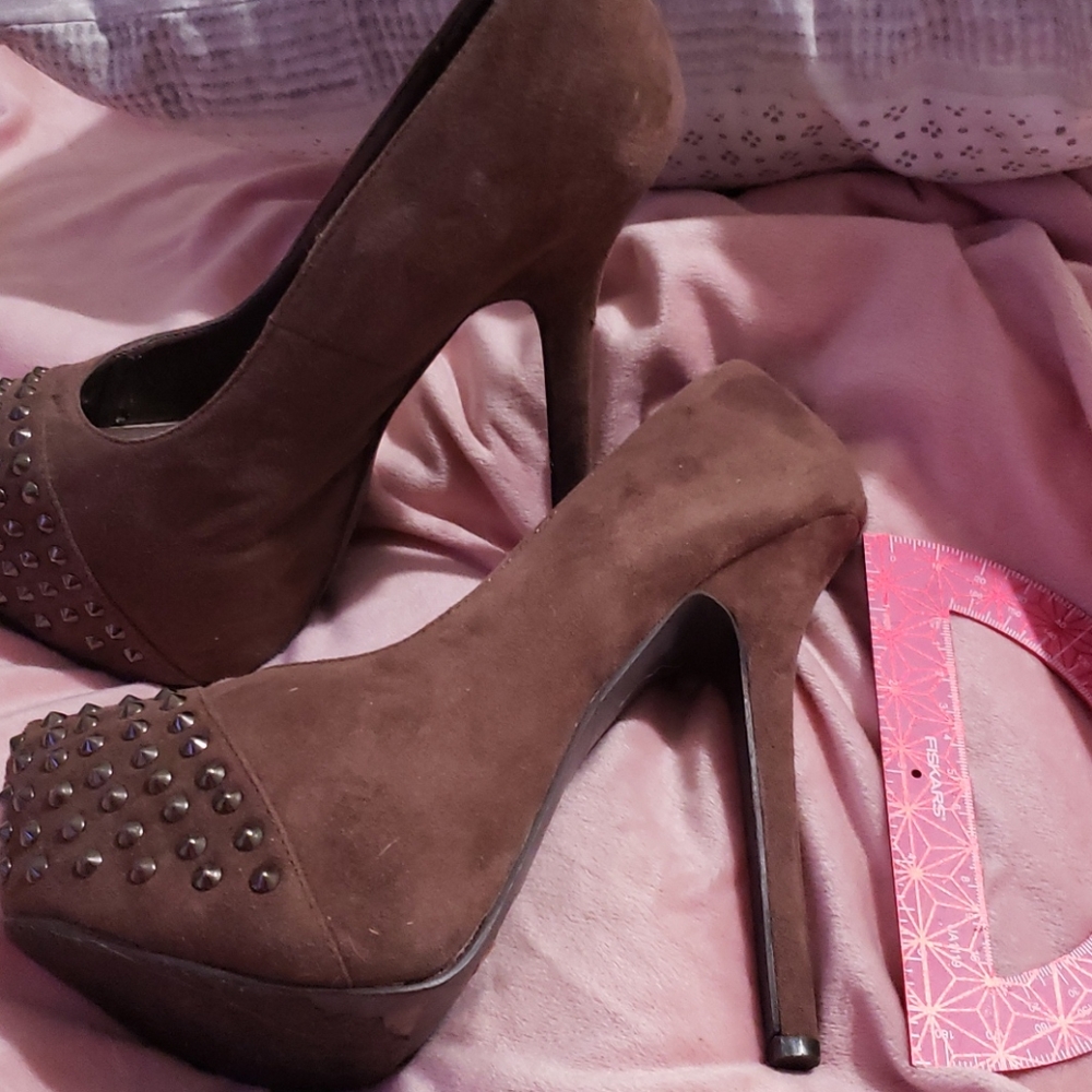 Women's suede 6in heels